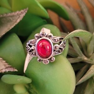 Red stone ring size 8